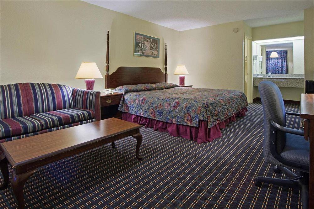Red Roof Inn Sumter Rom bilde